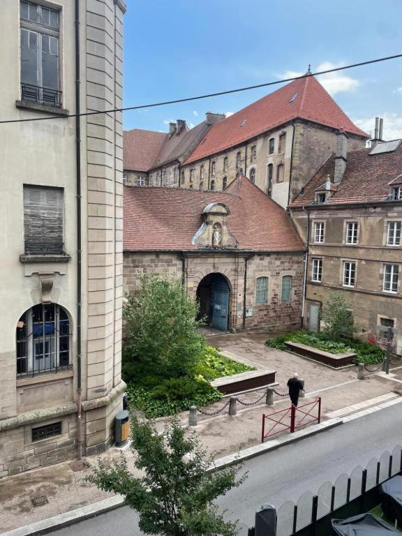 F2 Centre Historique Saint Colomban Apartman Luxeuil-les-Bains Kültér fotó